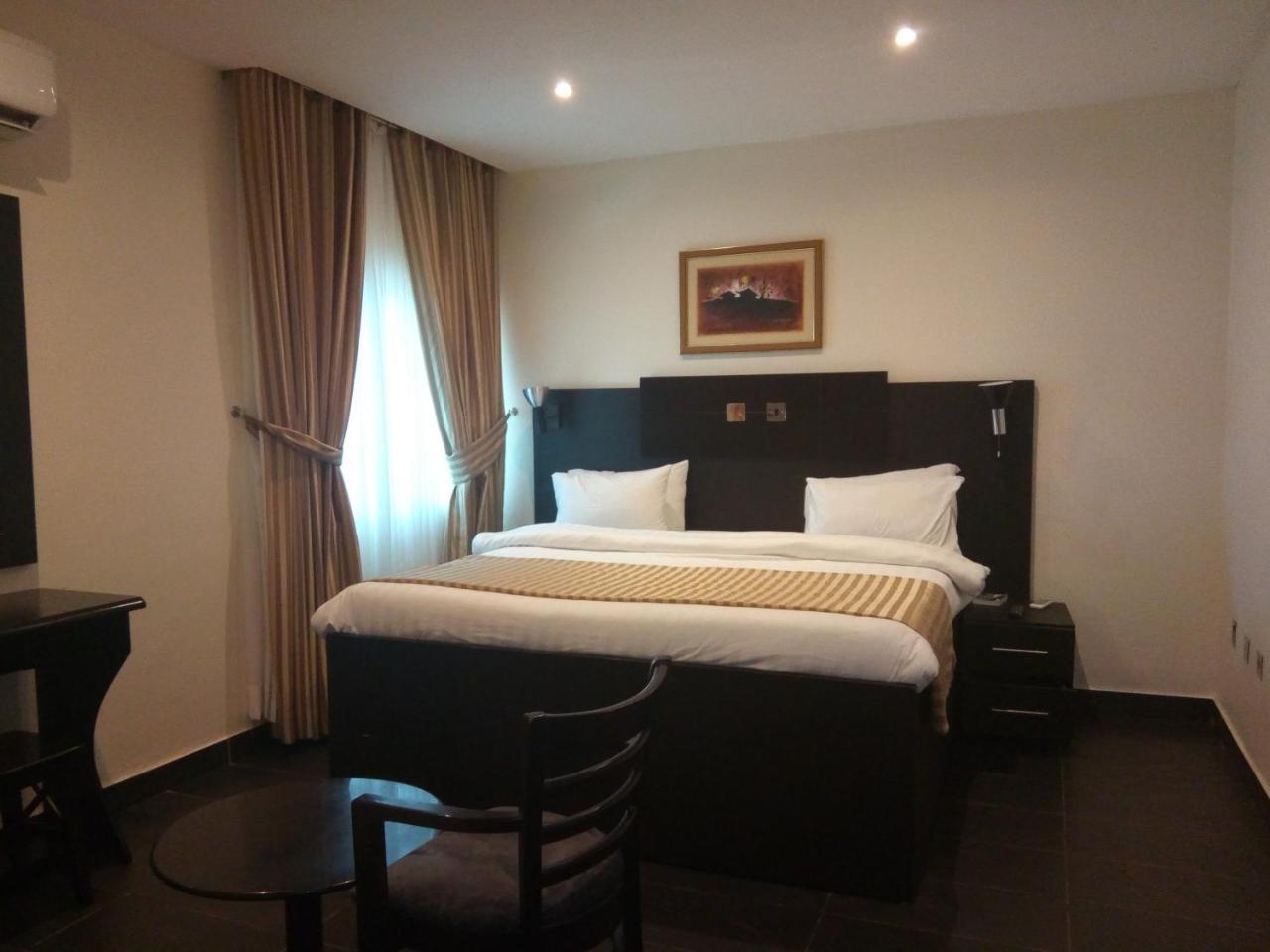 Eden Crest Hotel & Resort Енугу Екстер'єр фото