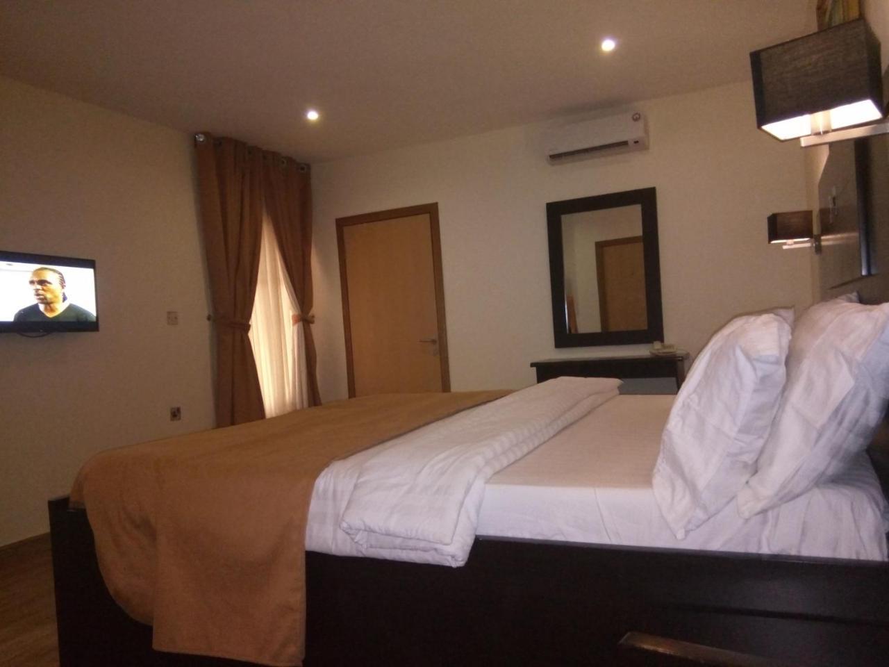 Eden Crest Hotel & Resort Енугу Екстер'єр фото