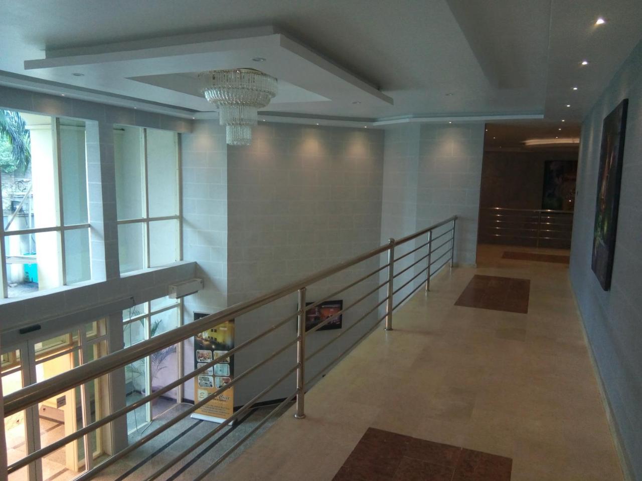 Eden Crest Hotel & Resort Енугу Екстер'єр фото