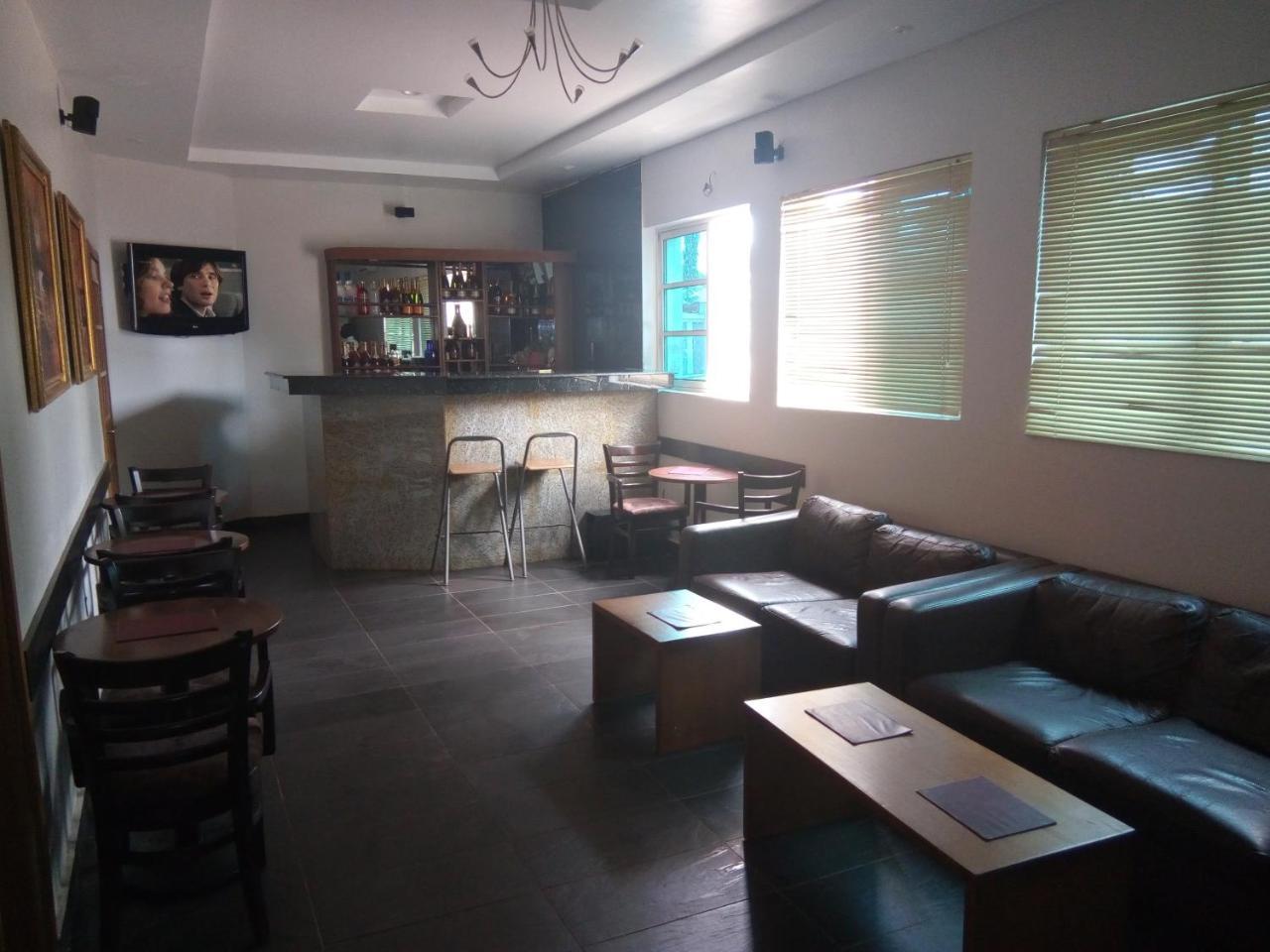 Eden Crest Hotel & Resort Енугу Екстер'єр фото